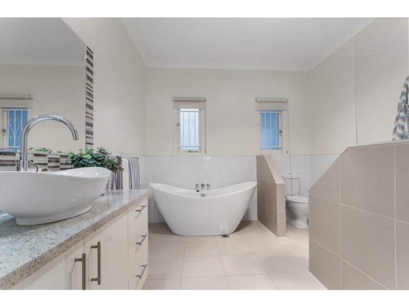 38 Cramond Street, Wilston QLD 4051