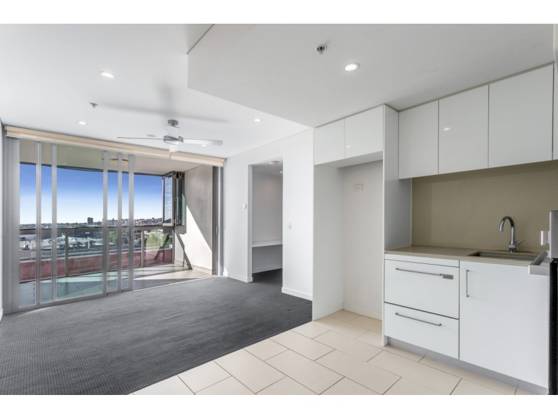 1037/16 Hamilton Place, Bowen Hills QLD 4006