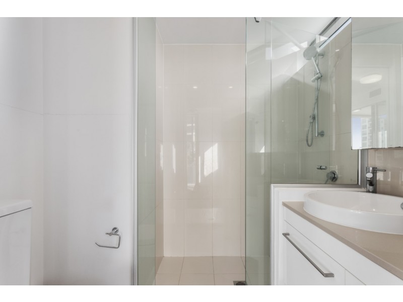 1037/16 Hamilton Place, Bowen Hills QLD 4006