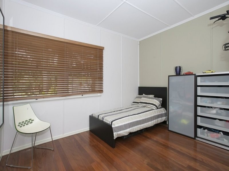 27 Park Terrace, Kedron QLD 4031