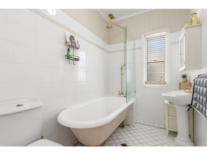 106 Macoma Street, Banyo QLD 4014