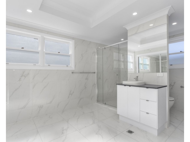 16 Campbell Terrace, Wavell Heights QLD 4012