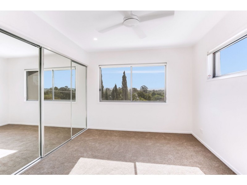 61/11 Rolleston Street, Keperra QLD 4054