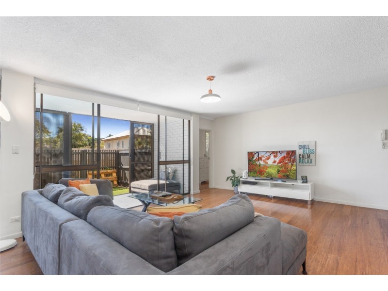 2/20 Winifred Street, Clayfield QLD 4011