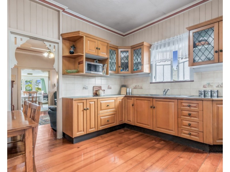 237 Thistle Street, Gordon Park QLD 4031