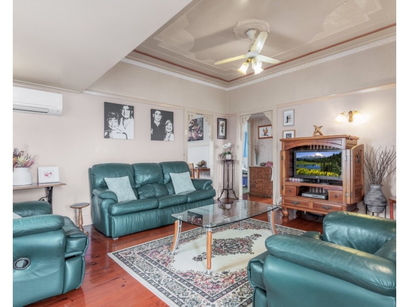 237 Thistle Street, Gordon Park QLD 4031