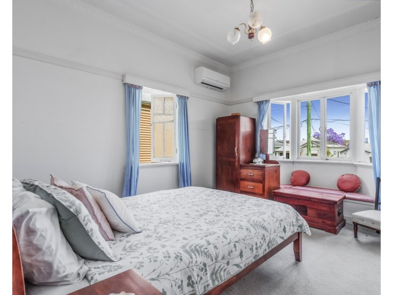 237 Thistle Street, Gordon Park QLD 4031