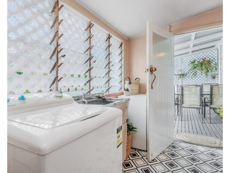 237 Thistle Street, Gordon Park QLD 4031