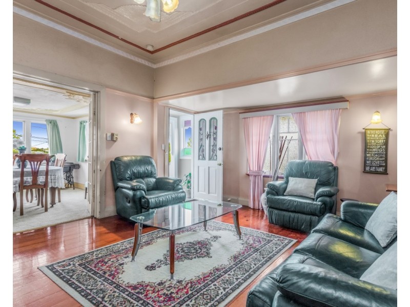 237 Thistle Street, Gordon Park QLD 4031