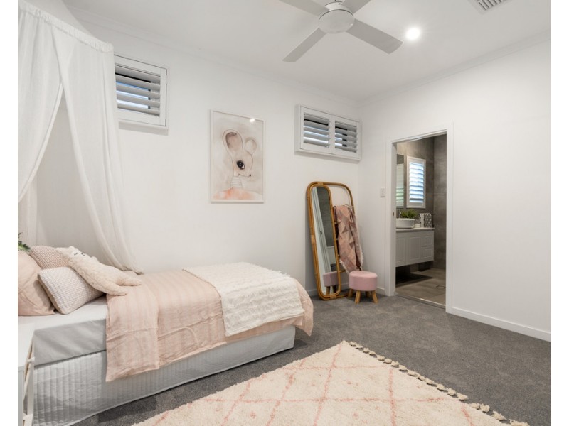 9 Tarm Street, Wavell Heights QLD 4012