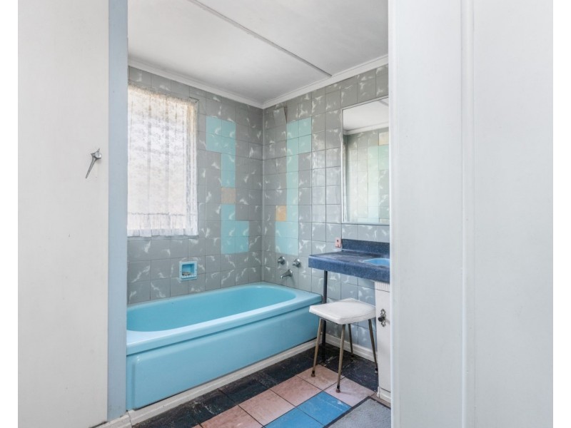 9 Mckenzie Street, Windsor QLD 4030