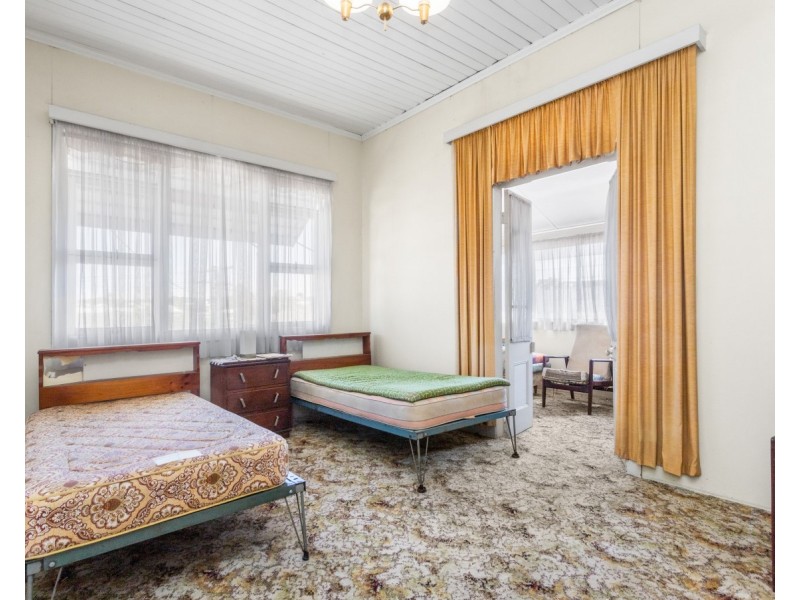 9 Mckenzie Street, Windsor QLD 4030