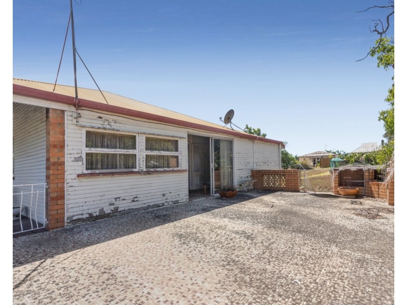 9 Mckenzie Street, Windsor QLD 4030