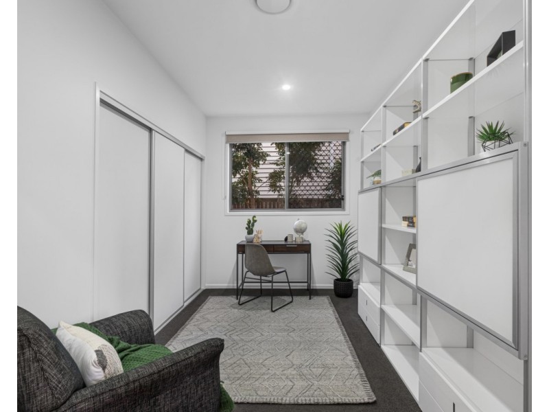 13 Long Street, Hendra QLD 4011