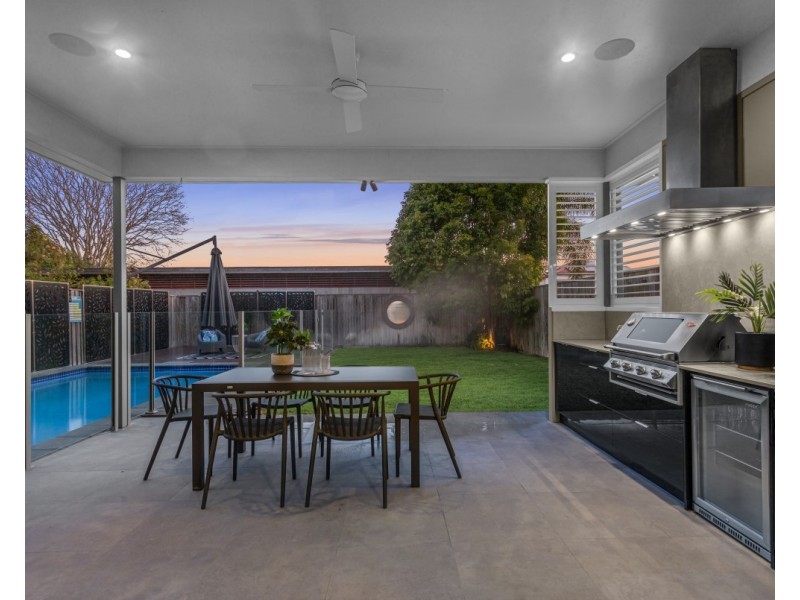 13 Long Street, Hendra QLD 4011