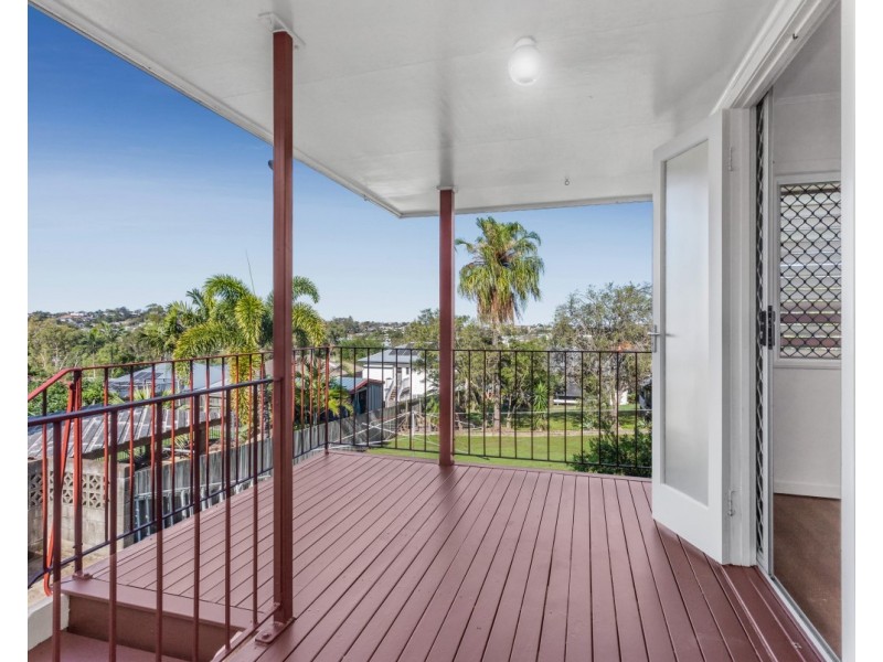 14 McCawley Street, Stafford QLD 4053