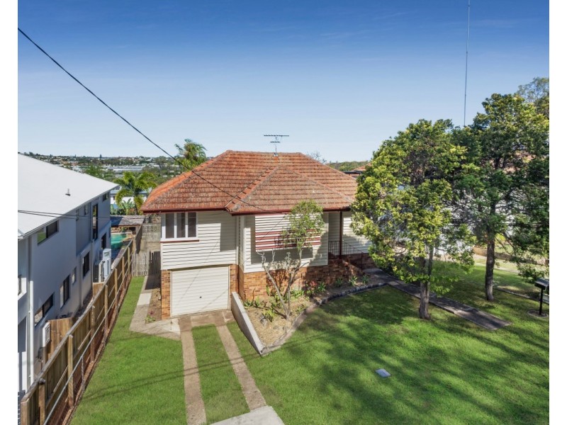 14 McCawley Street, Stafford QLD 4053