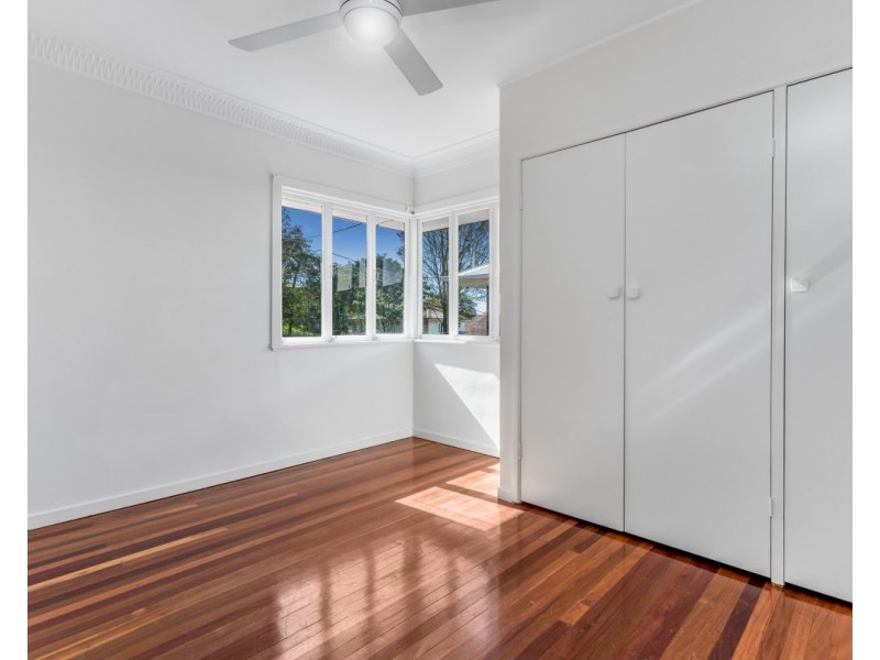 14 McCawley Street, Stafford QLD 4053