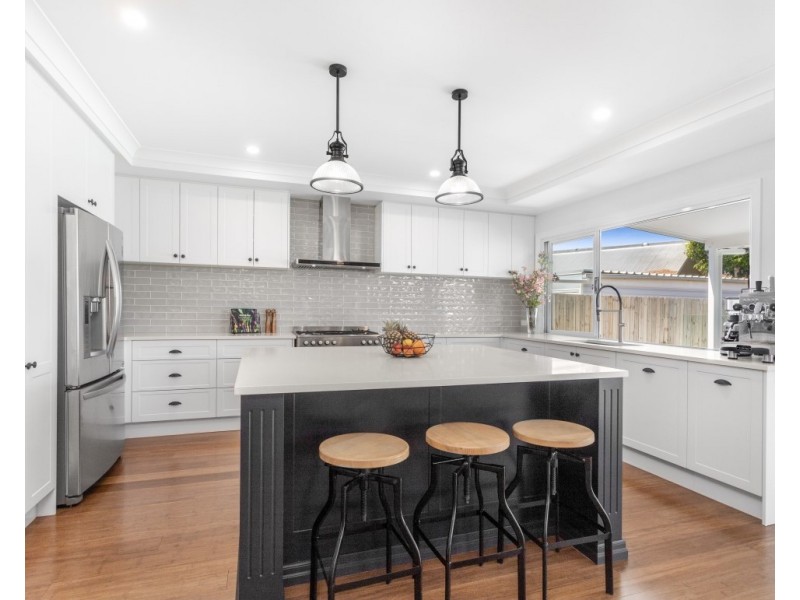 83 Grange Road, Grange QLD 4051