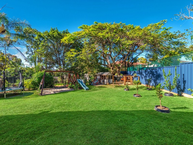 104 Niven Street, Stafford Heights QLD 4053