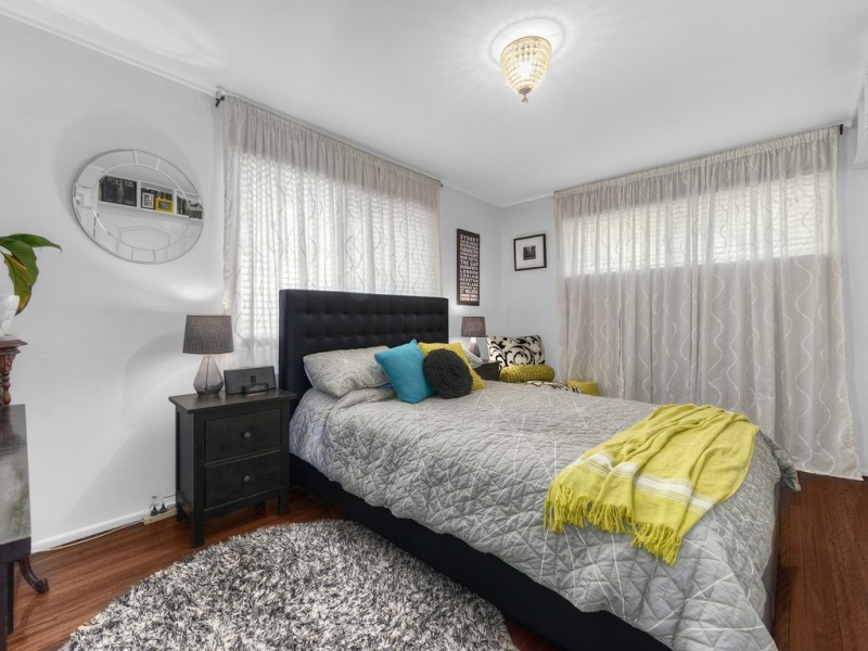 104 Niven Street, Stafford Heights QLD 4053