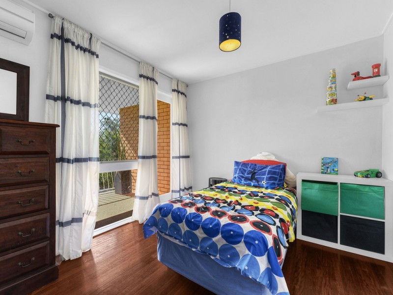 104 Niven Street, Stafford Heights QLD 4053