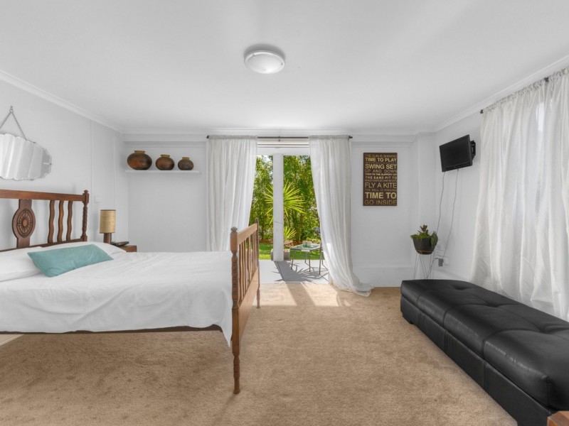 104 Niven Street, Stafford Heights QLD 4053