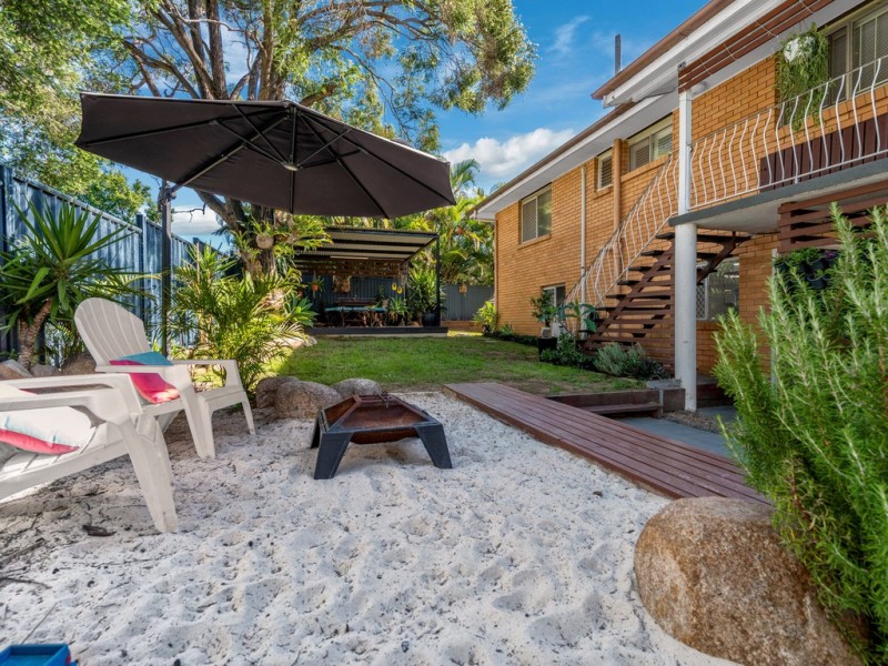 104 Niven Street, Stafford Heights QLD 4053