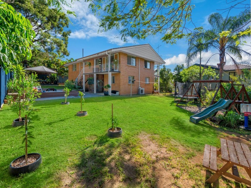 104 Niven Street, Stafford Heights QLD 4053