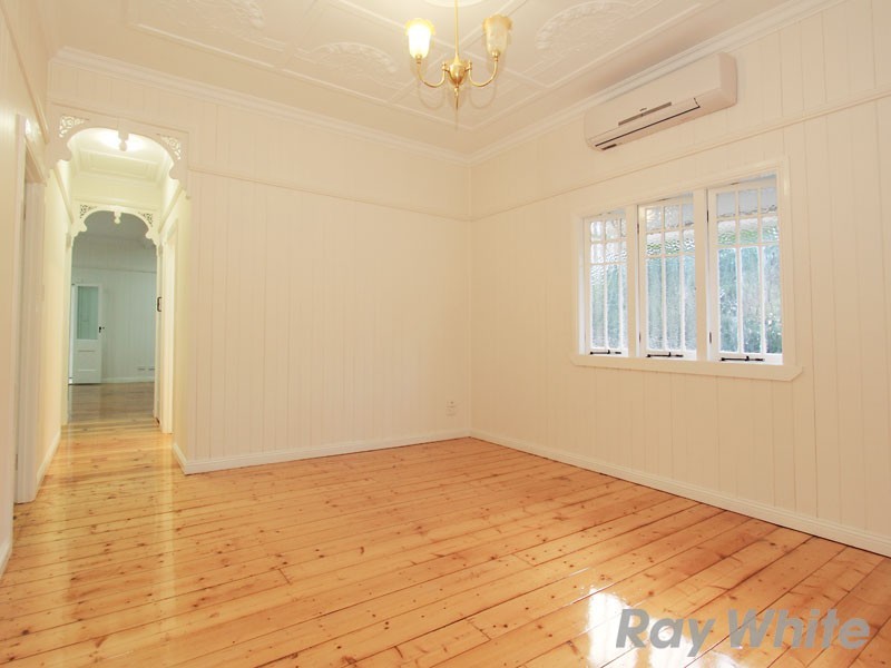 90 Thistle Street, Gordon Park QLD 4031