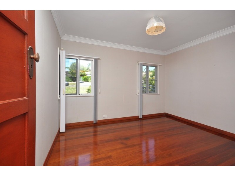 815 South Pine Road, Everton Park QLD 4053