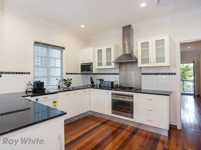 5 Bay Street, Kedron QLD 4031