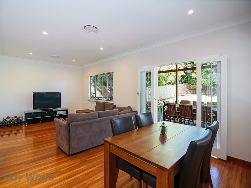 5 Bay Street, Kedron QLD 4031