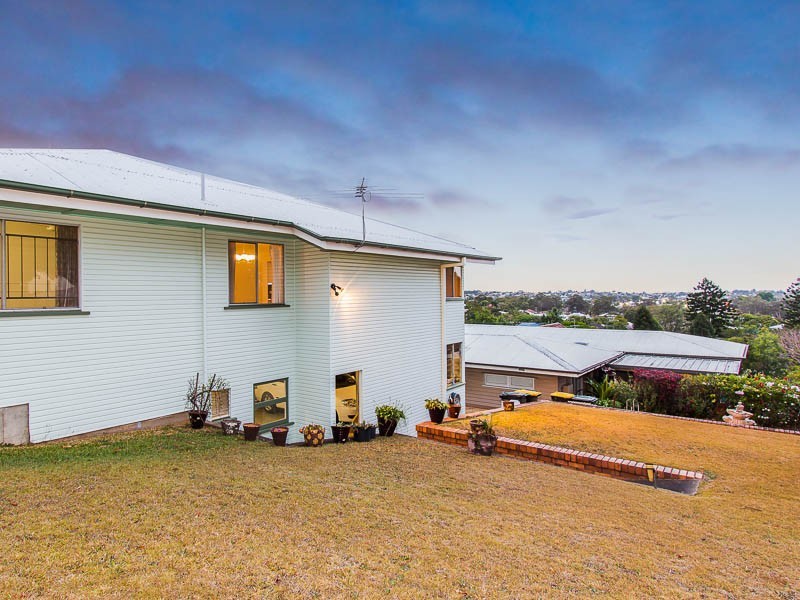 182 Kitchener Road, Kedron QLD 4031