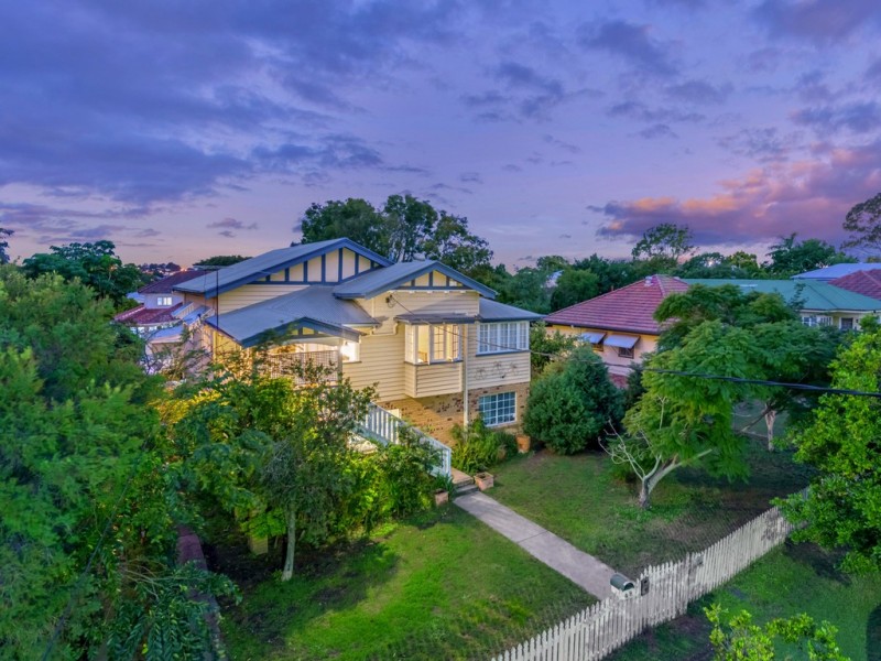 48 Seventh Avenue, Kedron QLD 4031