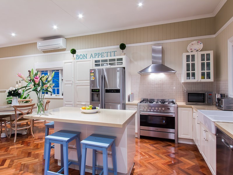 17 Fifth Avenue, Kedron QLD 4031