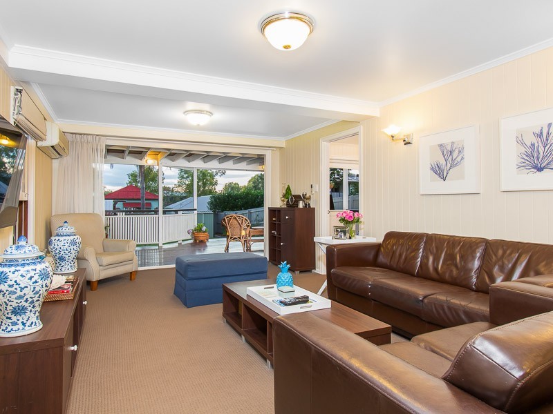 17 Fifth Avenue, Kedron QLD 4031