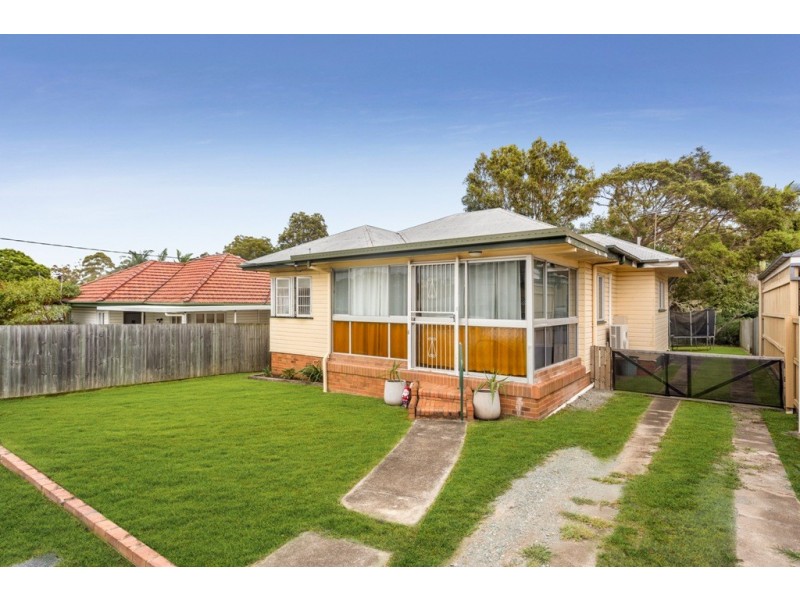 10 Zeehan Street, Wavell Heights QLD 4012