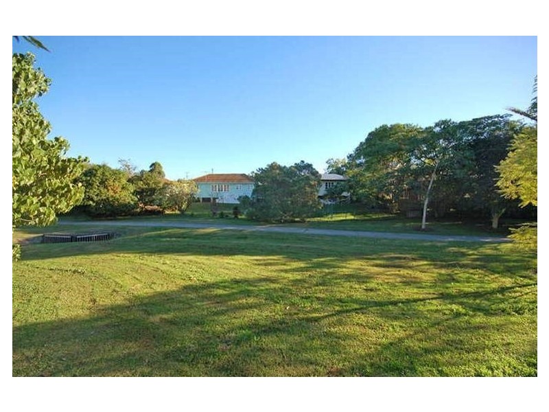 10 Zeehan Street, Wavell Heights QLD 4012