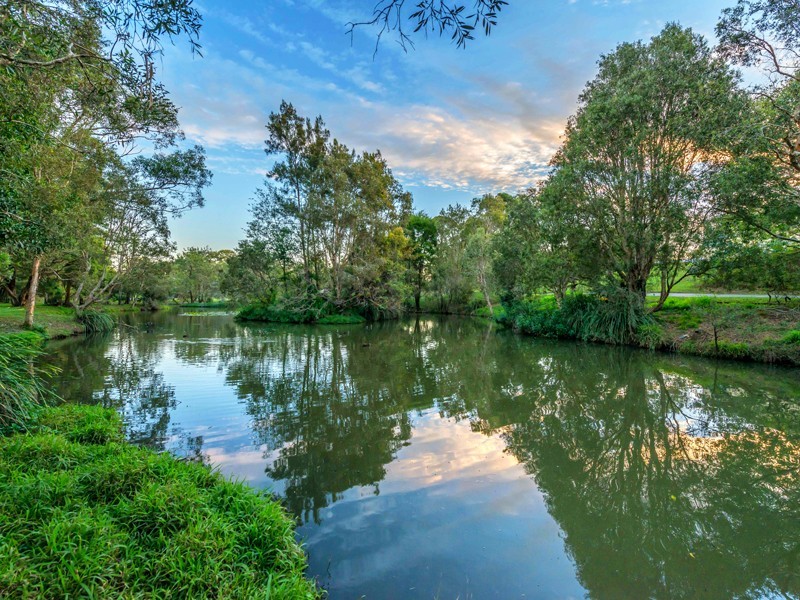 10 Zeehan Street, Wavell Heights QLD 4012