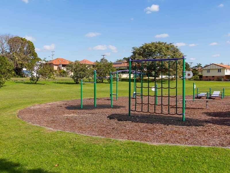 10 Zeehan Street, Wavell Heights QLD 4012