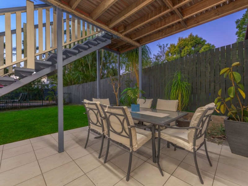 16 Twelfth Avenue, Kedron QLD 4031