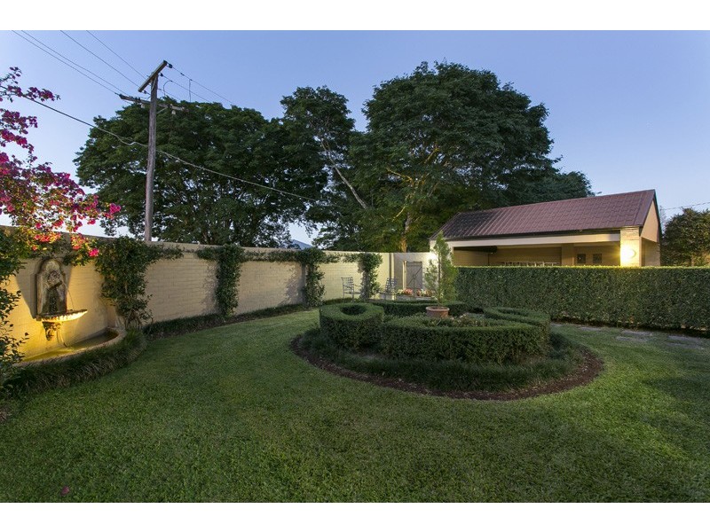 58 Highcrest Avenue, Wavell Heights QLD 4012