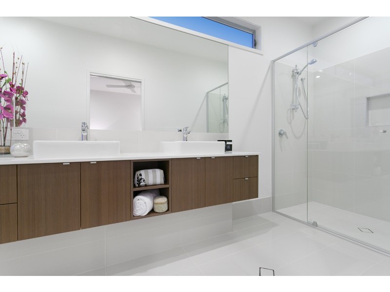 75 Highlands Street, Wavell Heights QLD 4012