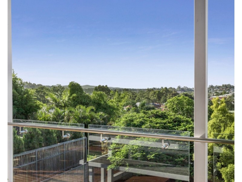 19 Bedford Street, Gordon Park QLD 4031