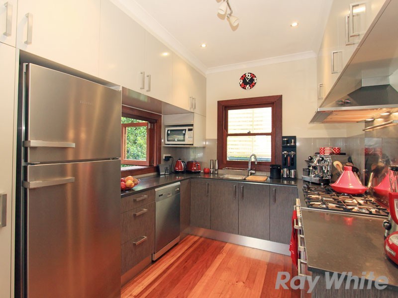 26 Lawley Street, Kedron QLD 4031