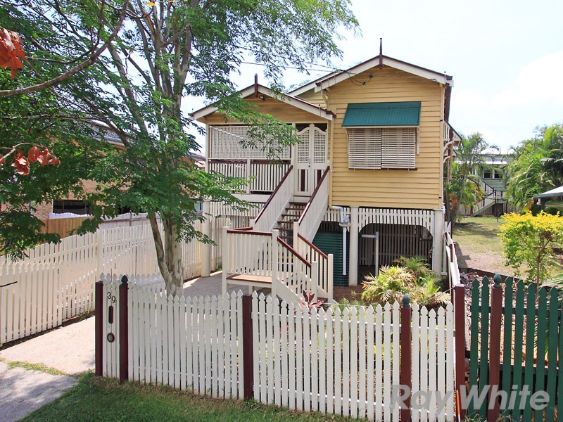 39 Emerald Street, Kedron QLD 4031