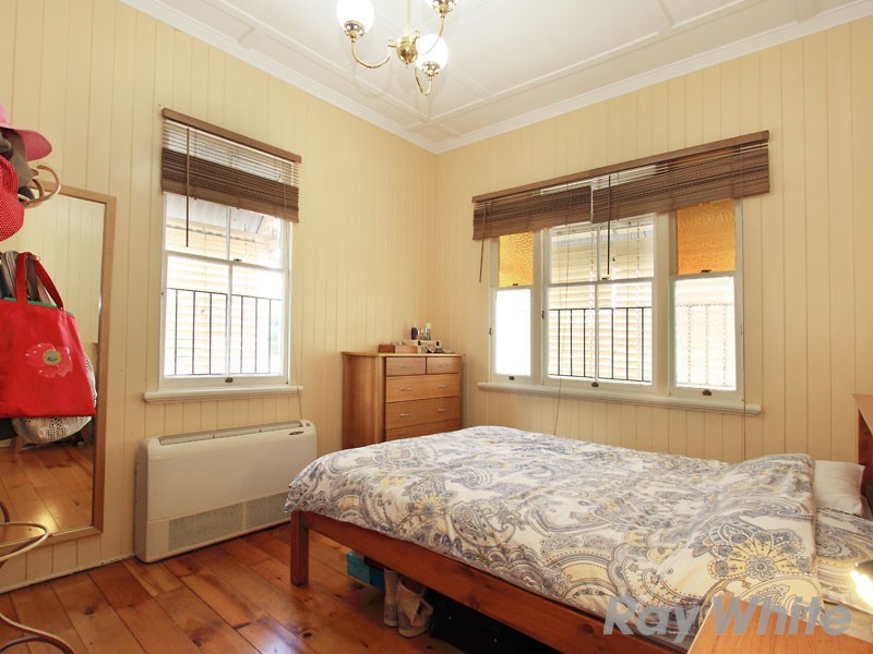 39 Emerald Street, Kedron QLD 4031