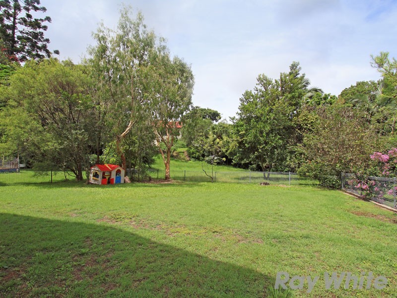 10 Glebe Street, Gordon Park QLD 4031