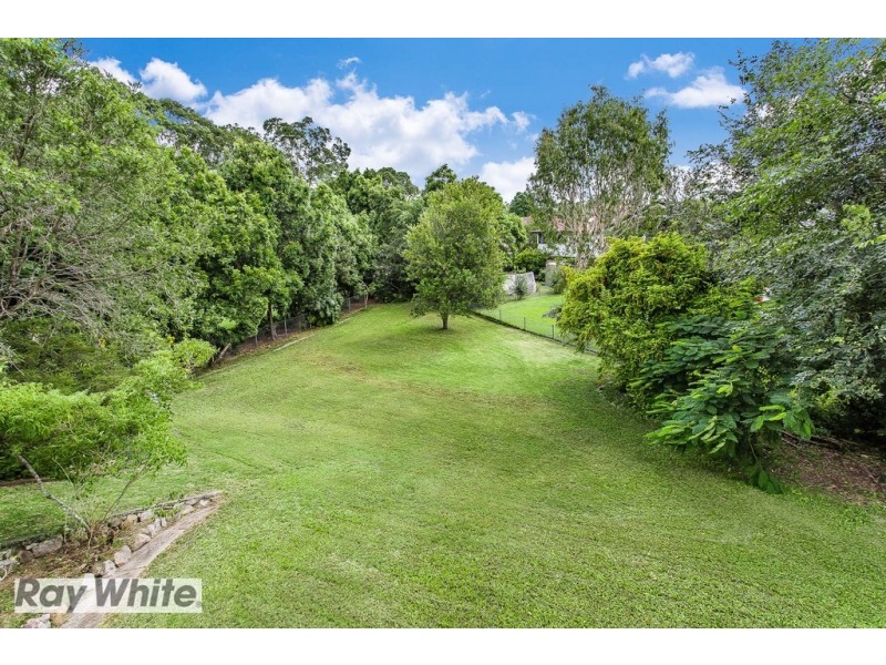 5 Roxby Street, Gordon Park QLD 4031